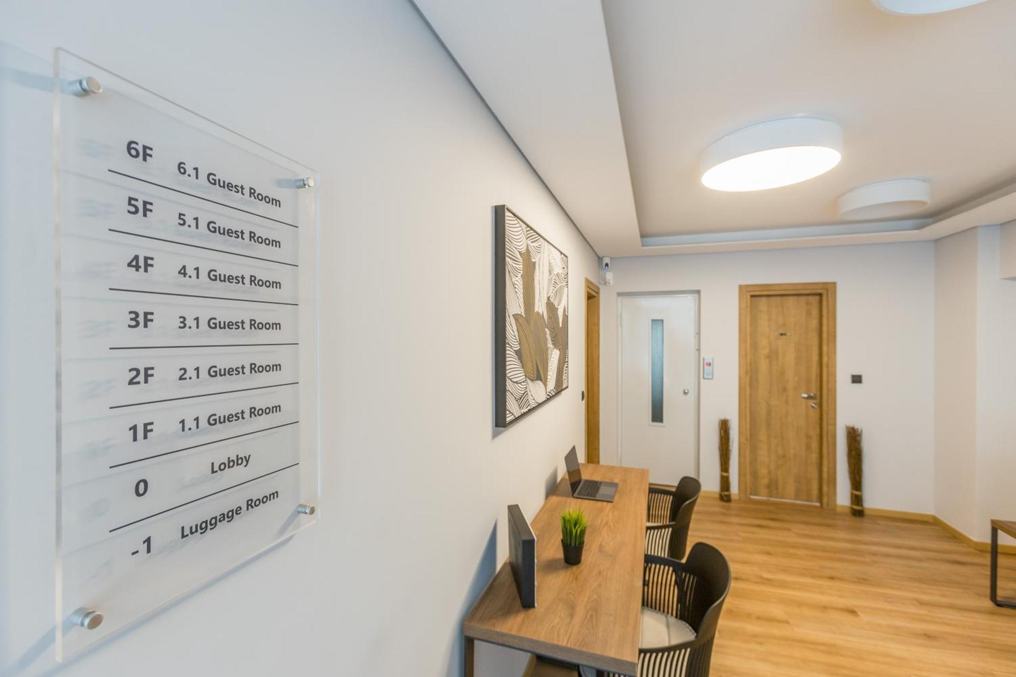 Aethir Urban Stay By Raise Athena Bagian luar foto