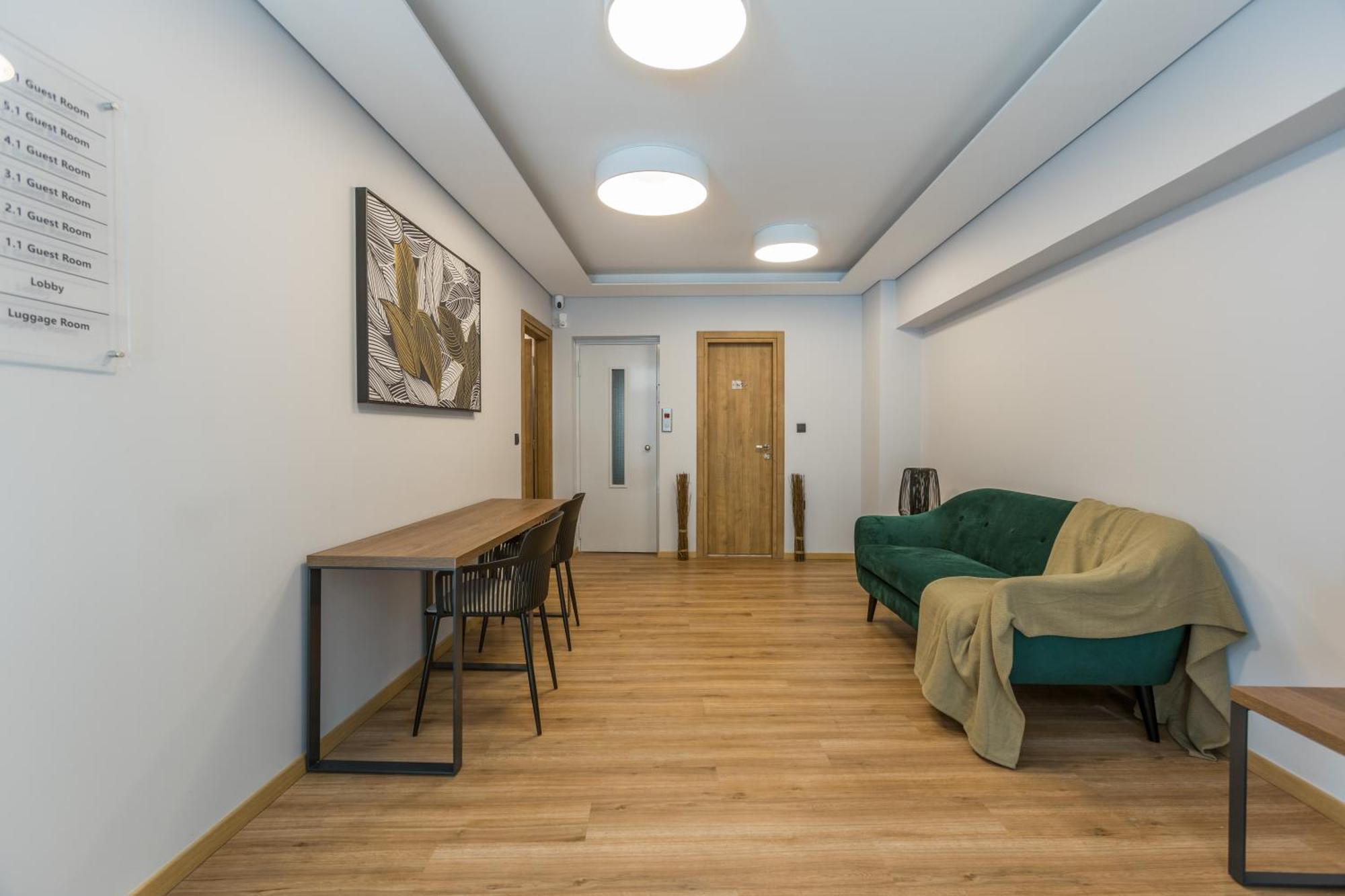 Aethir Urban Stay By Raise Athena Bagian luar foto